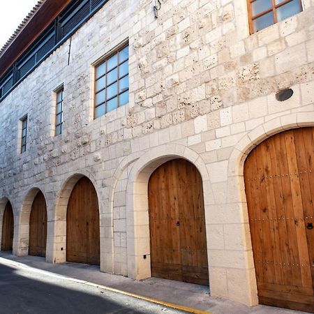 Studio Du Maire Maison De L'Eglise Du Couvent Narbonne Exteriör bild